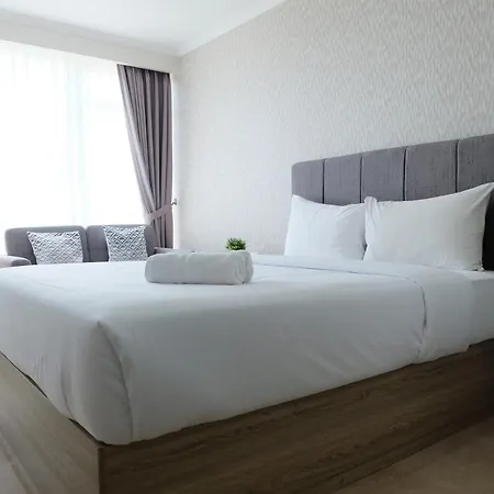Comfy Studio Menteng Park Apartment By Travelio
